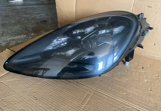 Porsche Cayenne 959 GTS full LED headlight