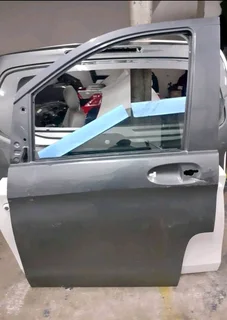 Mercedes Benz V-class W447 Vito Viano Front Left Side Doors Available