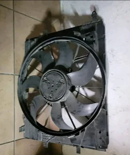 MERCEDES BENZ GLC W253 RADIATOR FAN AVAILABLE