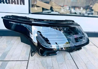 Range Rover Sport Svr 2015-2017 Headlight Available
