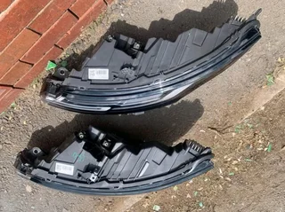 Range Rover Evogue Headlights