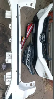 Toyota Fortuner complete bumper and Headlights and rear bumper and taillights Left...2024&#43;