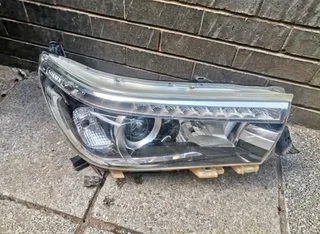 Toyota hilux Gd6 headlight xenon right side
