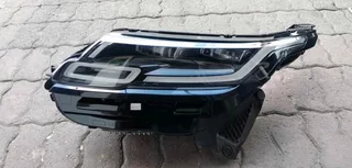 RANGE ROVER VELAR HEADLIGHT