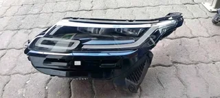 RANGE ROVER VELAR HEADLIGHT