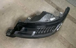 Range Rover sport 2019 headlights