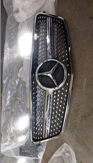 Mercedes w212 preface diamond grill