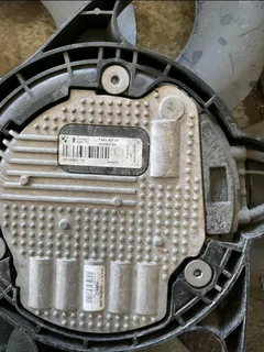 BMW F20 RADIATOR FAN AVAILABLE FOR SALE CLEAN CLEAN