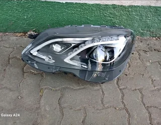 Mercedes-Benz E class W212 Left headlamp