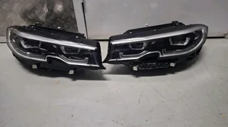 BMW G20 Xenon headlights available for sale clean clean