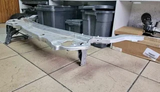 Mercedes Benz W213 Cradle Available For Sale Clean