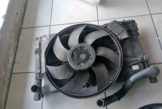 Mercedes Benz W203 C Class radiator set for sale