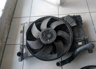 Mercedes Benz W203 C Class radiator set for sale