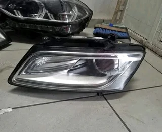 Audi Q5 Headlight available for sale