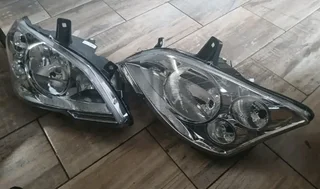 Mercedes Benz W639 vito Mercedes Benz face-lift headlight available in stock