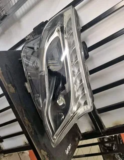 Mercedes Benz V Class W447 Headlight
