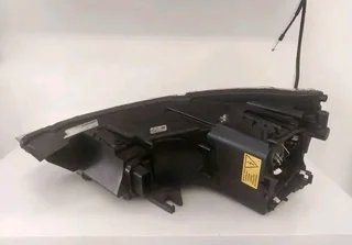 Audi A1 xenon head lights right