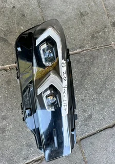 BMW G20 facelift headlights available