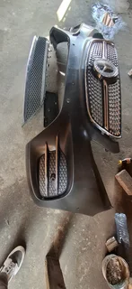 Mercedes benz Vclass w447 complete bumper available for sale clean clean