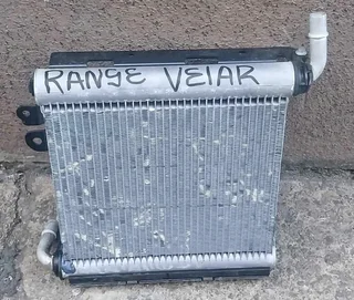 Range Rover Velar side cooler available clean