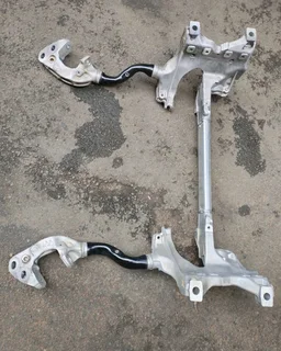 Audi Q7 / Q8 subframe available for sale clean