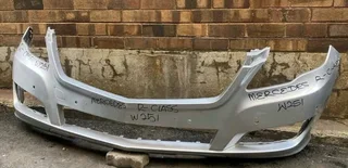 Mercedes R class W251 front bumper