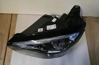Mercedes-Benz E-Class W213/S213/C238/A238 (2016–2024) Front Left Additional Light