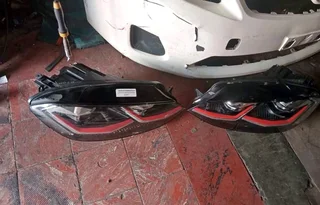 Vw Golf 7.5 Gti Both Headlights Available