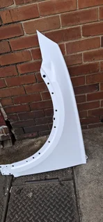 Audi Q5 2019 leftside fender available for sale clean clean