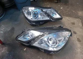 MERCEDES BENZ  E CLASS HEADLIGHTS