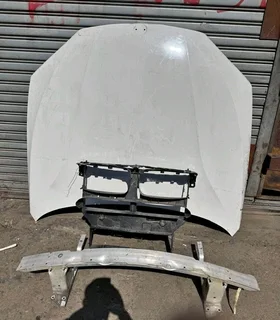 BMW X5 F15 F16 BONNET AND STIFFER