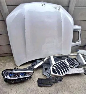 BMW X5 F15 F16 BONNET AND STIFFER