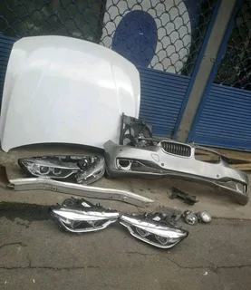 F30 bonnets headlights bumpers grills