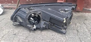 VW TIGUAN 2014 LEFTSIDE HEADLIGHTS AVAILABLE FOR SALE