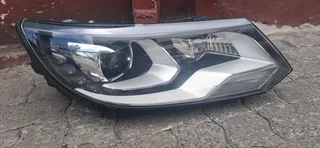 VW TIGUAN 2014 LEFTSIDE HEADLIGHTS AVAILABLE FOR SALE