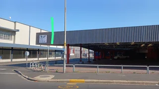 Car lot in Goodwood half of the premises