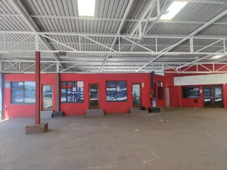 Car lot in Goodwood half of the premises