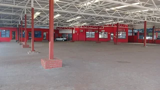 Car lot in Goodwood half of the premises