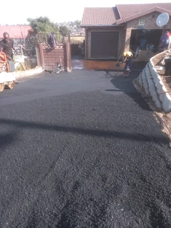 Tar driveways