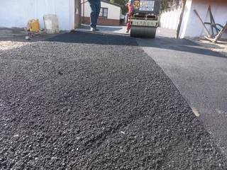 TAR ROADS