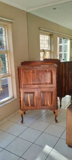 Antiques - Ad posted by Marty Core