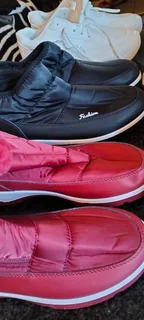 Lady's sneakers and ankle boots