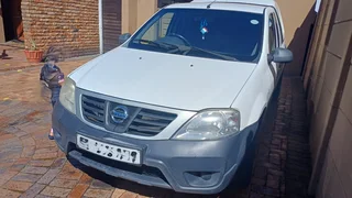 2015 Nissan NP200 1.6i with Aircon