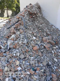 Rubbleremoval andsand, stone deliver 0745139608call or WhatsApp