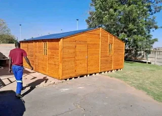 AAA ASHLEY HIGH STRONG QUALITY LOGHOMES AND DISCOUNT WENDY&#39;S FOR SALE FOR MORE CALL 0782662986