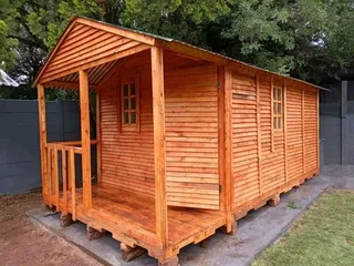 AAA ASHLEY HIGH STRONG QUALITY LOGHOMES AND DISCOUNT WENDY&#39;S