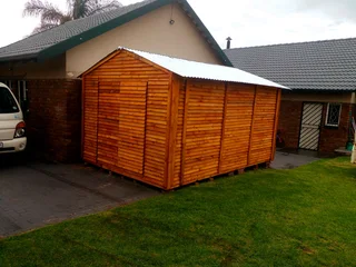 WENDYHOUSE AND GARDEN TOOLSHED FOR MORE CALL 0782662986