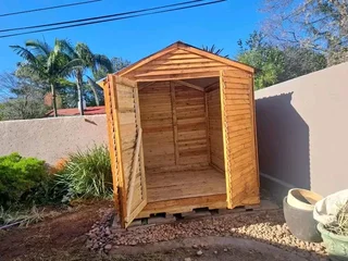 Loghomes & Wendyhouse For More Call 0782662986