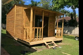 AAA ASHLEY HIGH STRONG QUALITY LOGHOMES AND DISCOUNT WENDY&#39;S