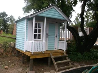 AAA ASHLEY HIGH STRONG QUALITY LOGHOMES AND DISCOUNT WENDY&#39;S